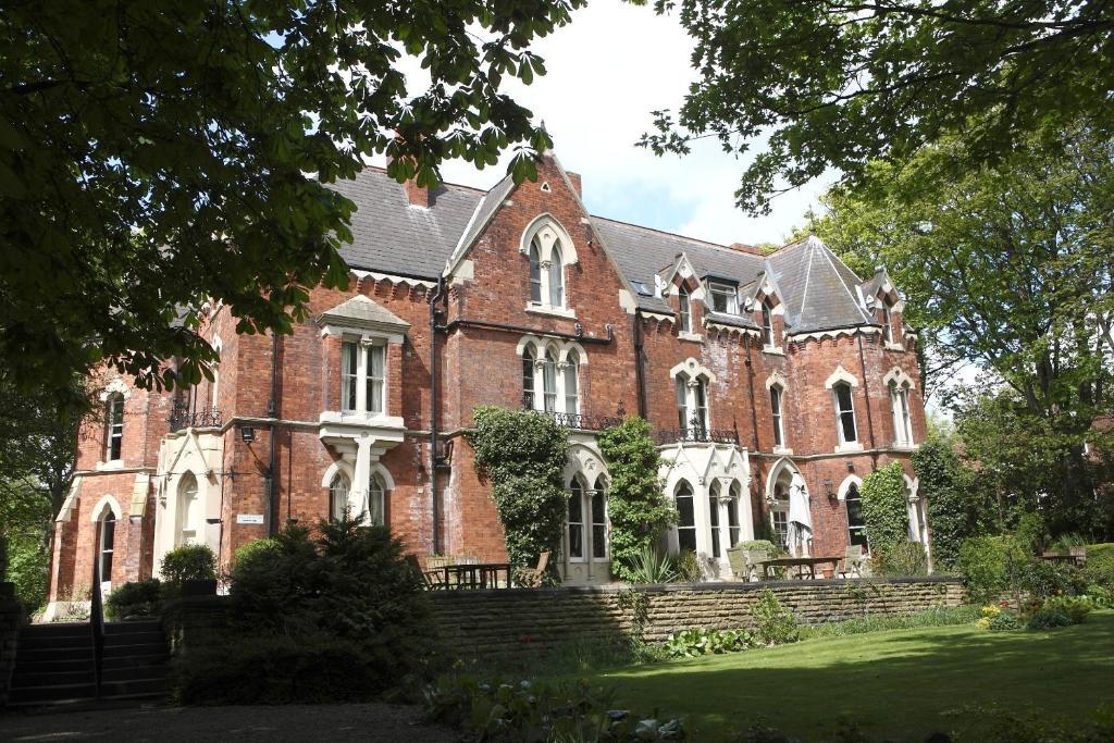 Cliff Lawn Hotel Leeds  Dış mekan fotoğraf