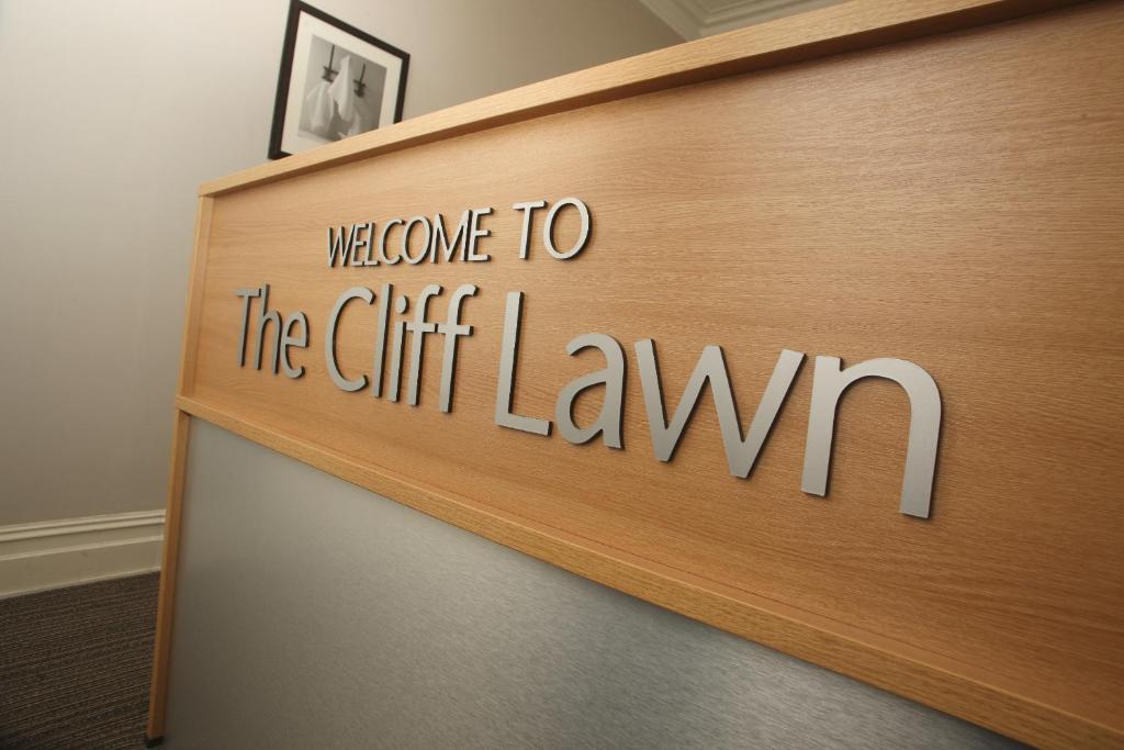Cliff Lawn Hotel Leeds  Dış mekan fotoğraf