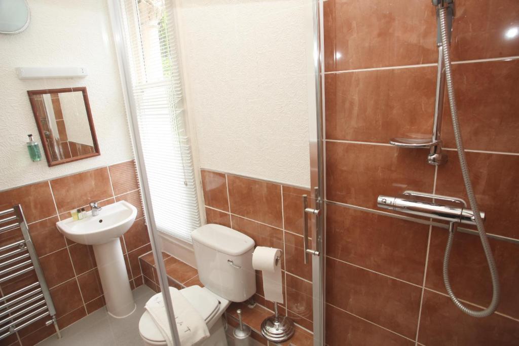 Cliff Lawn Hotel Leeds  Dış mekan fotoğraf
